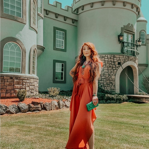 Meet your Posher, Joneya - Picture 3 of 6